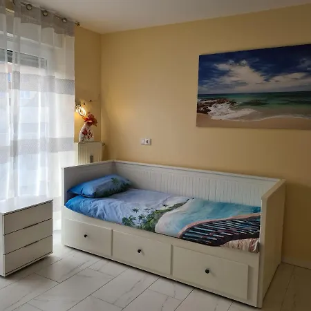 아파트 Modernes 3 Mit 5 Schlafzimmer 8 Einzelne Betten *