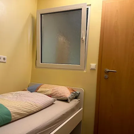 Modernes 3 Mit 5 Schlafzimmer 8 Einzelne Betten 아파트