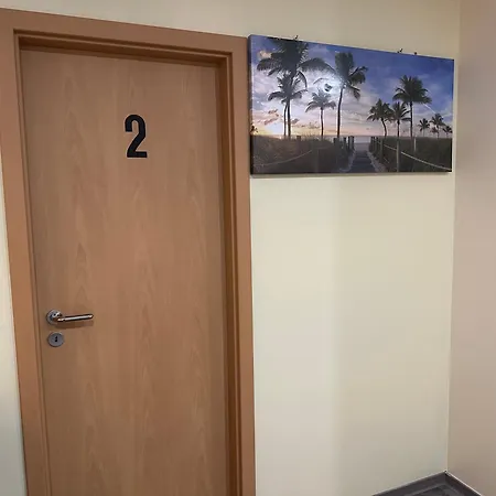 Modernes 3 Mit 5 Schlafzimmer 8 Einzelne Betten * 도르트문트