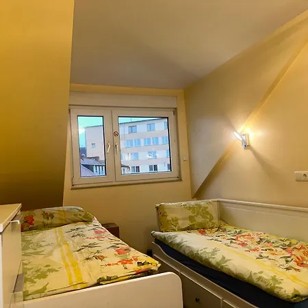 Modernes 3 Mit 5 Schlafzimmer 8 Einzelne Betten *