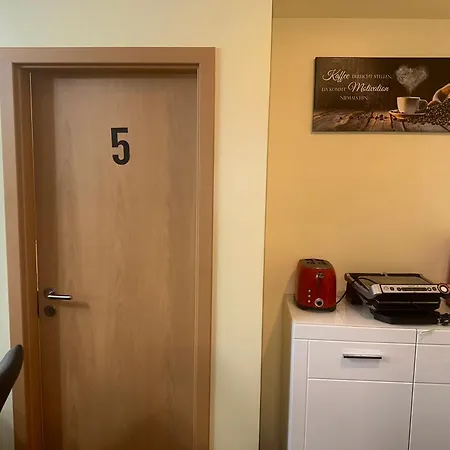 Modernes 3 Mit 5 Schlafzimmer 8 Einzelne Betten