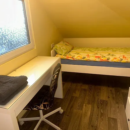 아파트 Modernes 3 Mit 5 Schlafzimmer 8 Einzelne Betten